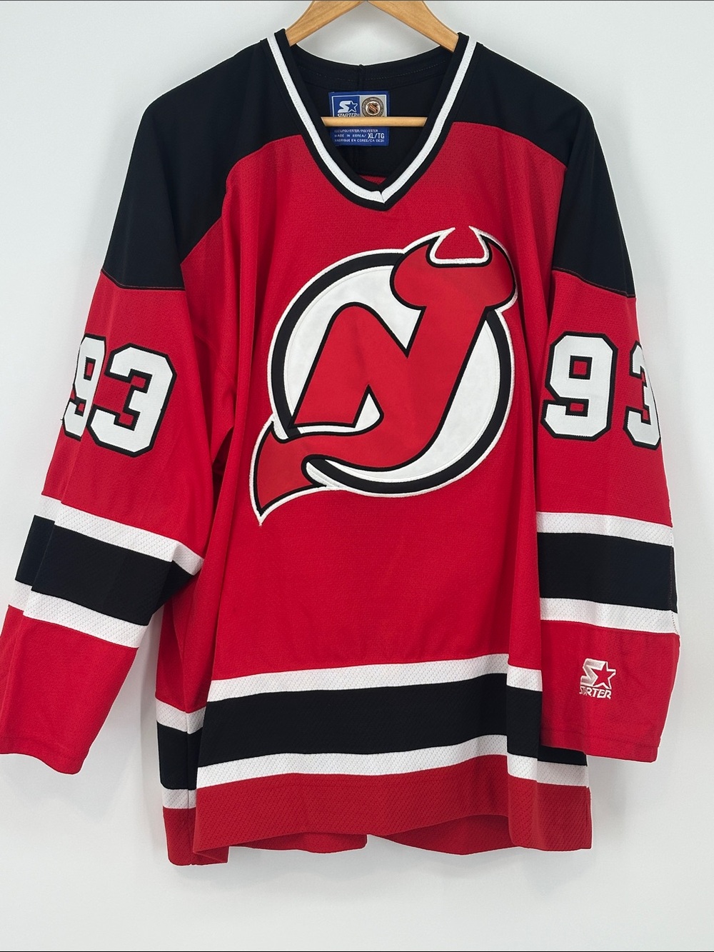 STARTER New Jersey Devils Doug Gilmour Jersey - Red, Size XL